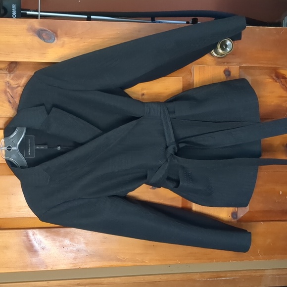 BCBG MAXAZRIA* NWT textured, wrap 2 pocket long sleeve notch collar lapel blazer - Picture 8 of 16